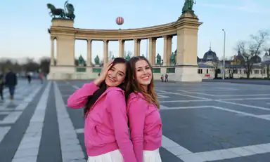 Fiona Sprouts Violet Viper Behind the Scenes VR Real Life Lesbian Lovers Creampie Threesome